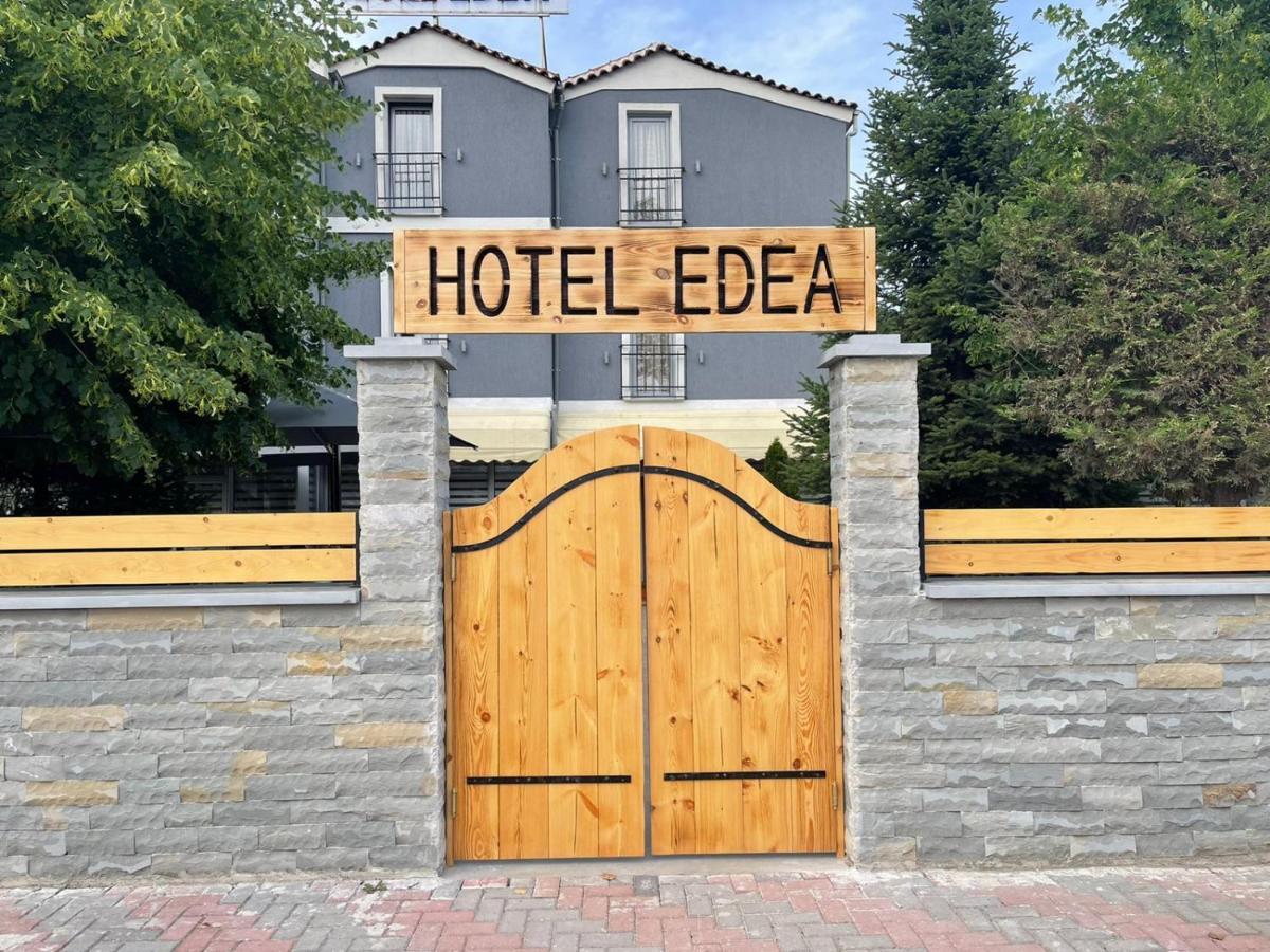 Hotel Edea คอร์เชอ ภายนอก รูปภาพ