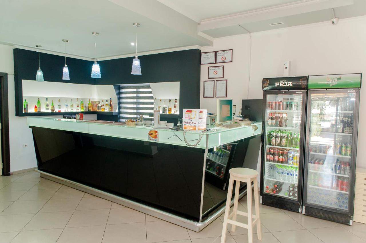 Hotel Edea คอร์เชอ ภายนอก รูปภาพ