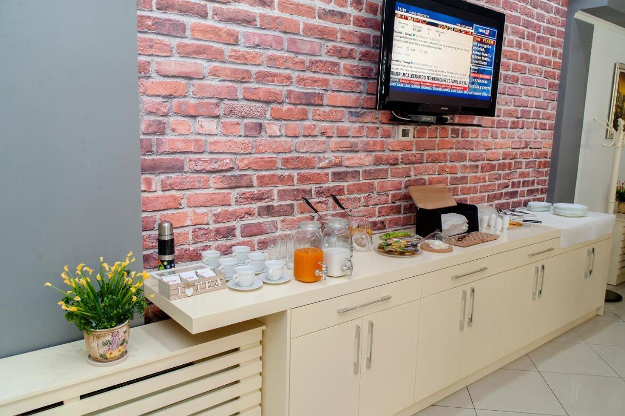 Hotel Edea คอร์เชอ ภายนอก รูปภาพ